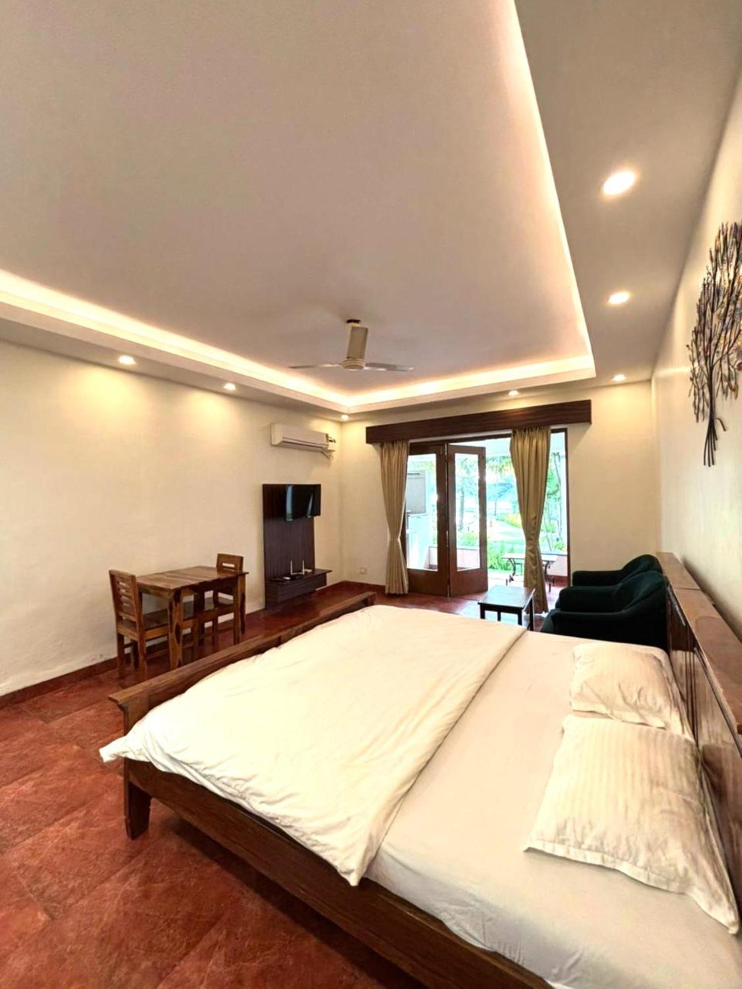 Riviera Sapphire Villa Сиолим Екстериор снимка