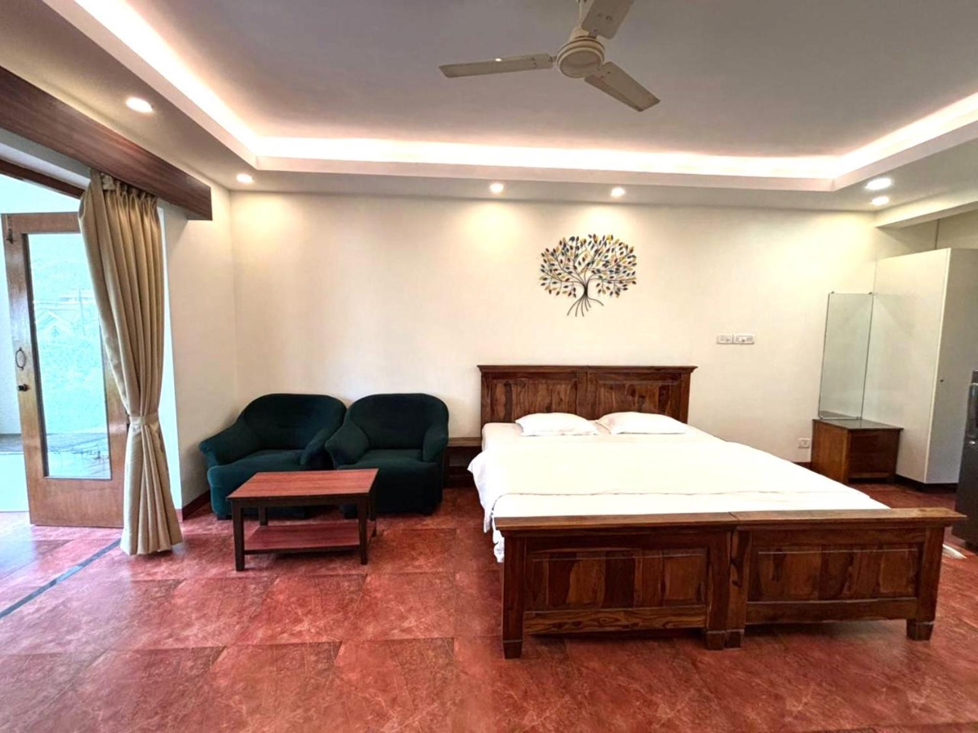 Riviera Sapphire Villa Сиолим Екстериор снимка